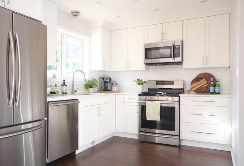 Ask Maria: Would you Put White Appliances in a White Kitchen? 