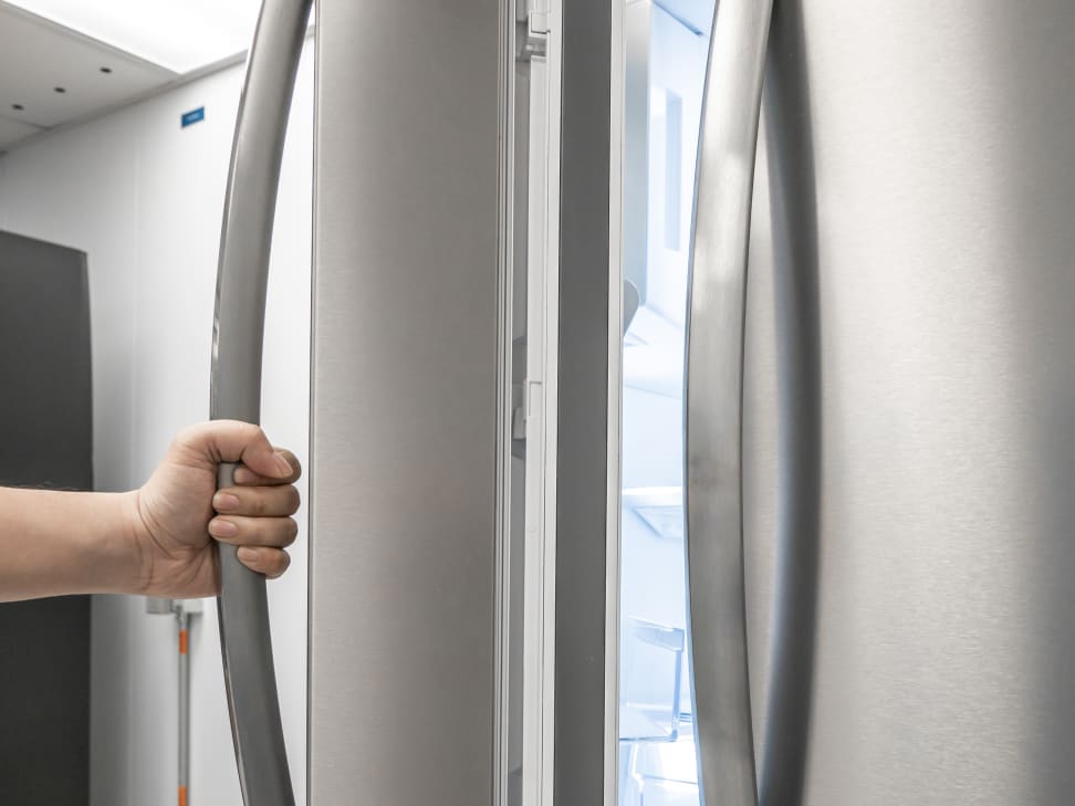Best way to hold refrigerator door closed when under way
