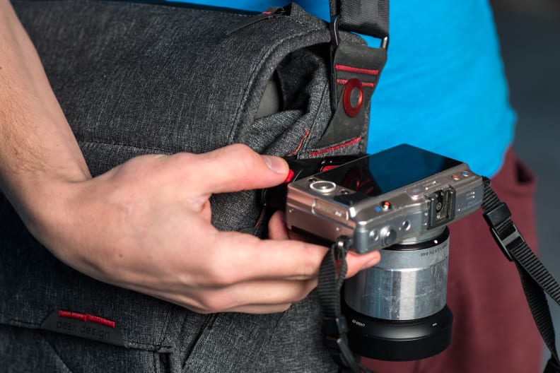 A photo of the Everyday Messenger Bag by Peak Design.