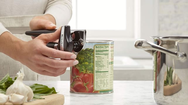 Manual can opener