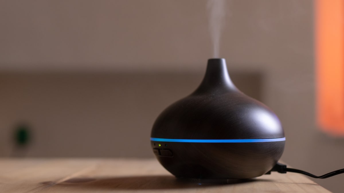 How to clean an essential oil diffuser - Reviewed