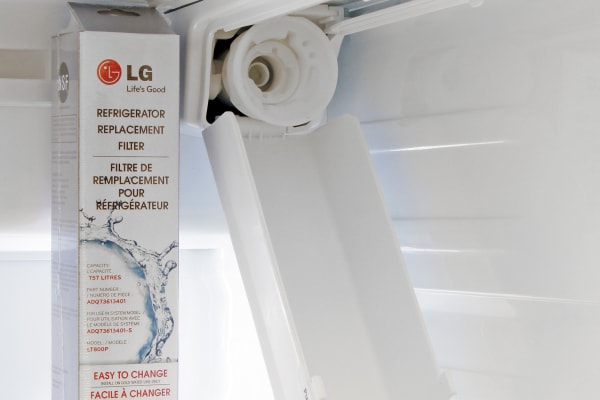 The LG LSC22991ST's water filter is kept in the right corner of the fridge; you can buy replacement filters separately.