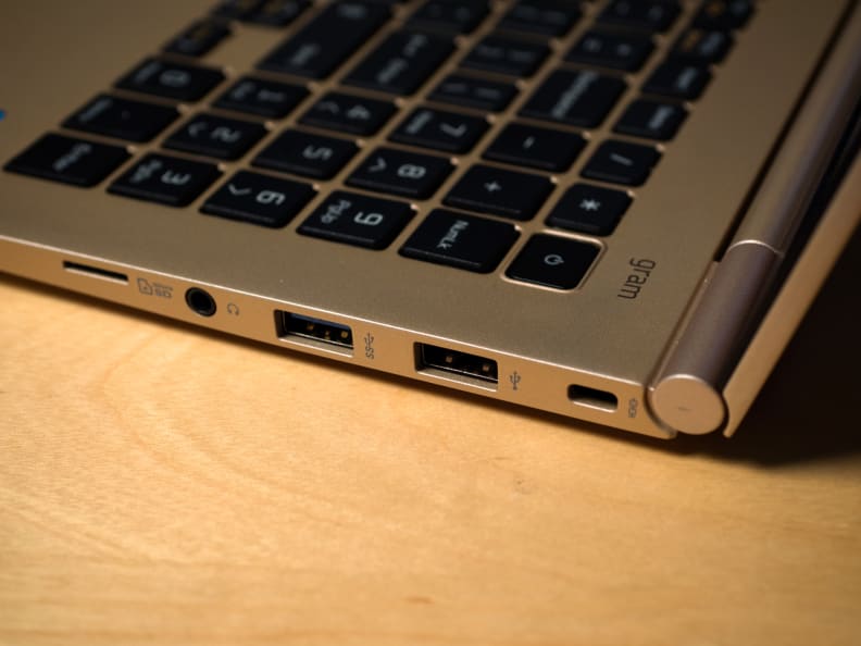 LG Gram 15 ports