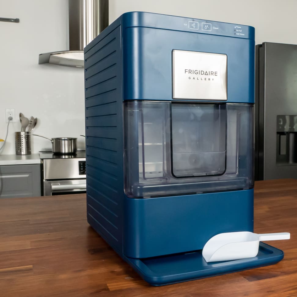 The Frigidaire Countertop Ice Maker Review: Is It Worth It