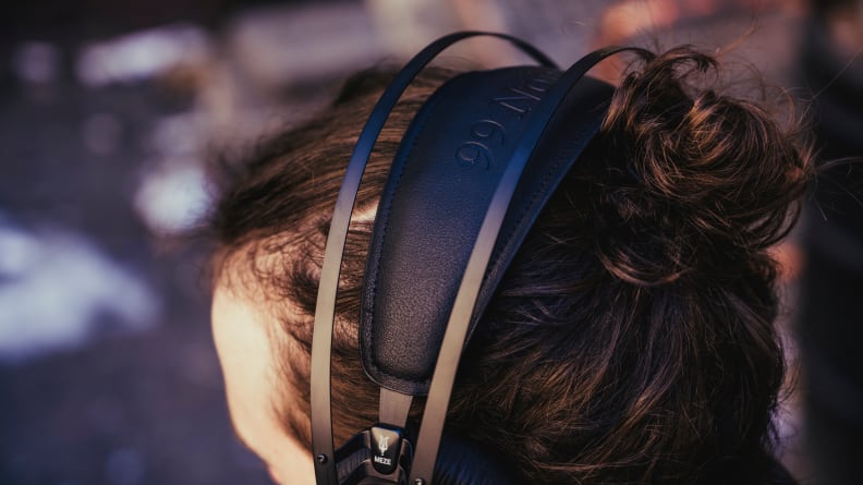 The 99 Noirs feature a suspension headband system meaning they fit nearly perfectly every time.