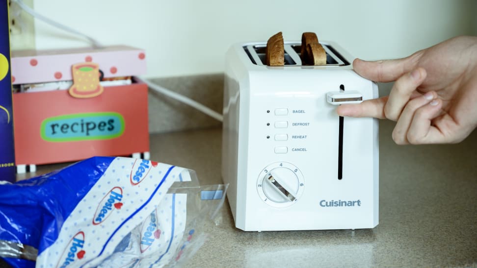 Cuisinart®  2 and 4-Slice Motorized Toasters 