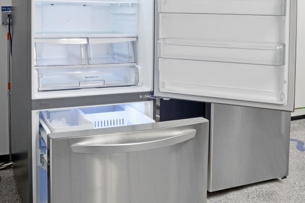 Lg Ldcs24223s Ldcs24223w Ldcs24223b Refrigerator Review Reviewed Lg Ldcs24223s Ldcs24223w Ldcs24223b Refrigerator Review Reviewed