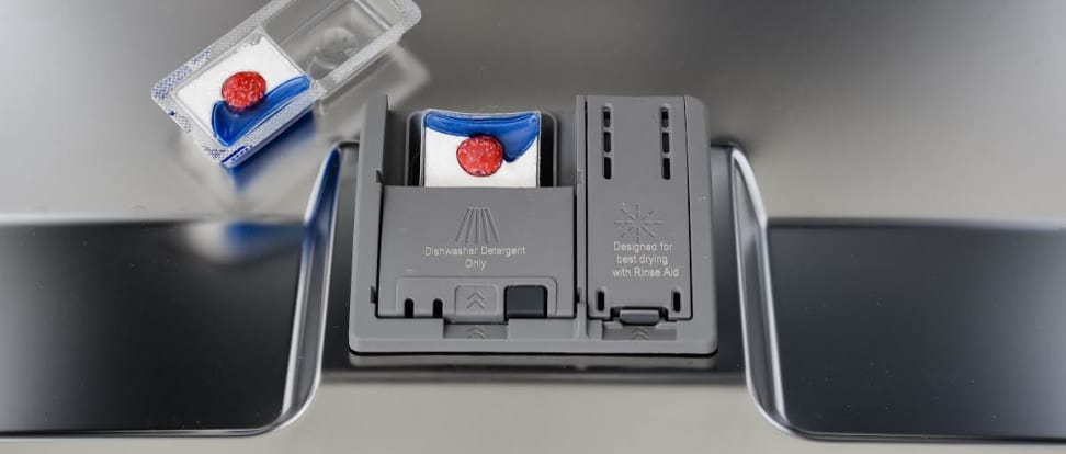 Bosch 500 Series pod detergent dispenser