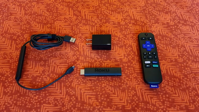 ROKU STREAMING STICK 4K 2021 3820R CON CONTROL REMOTO