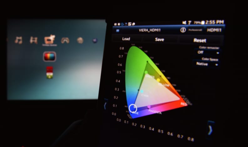 Panasonic TC-65AX900U calibration app