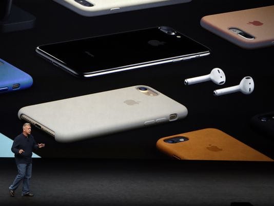 New iPhone 7 improves camera ditches headphone jack Reviewed