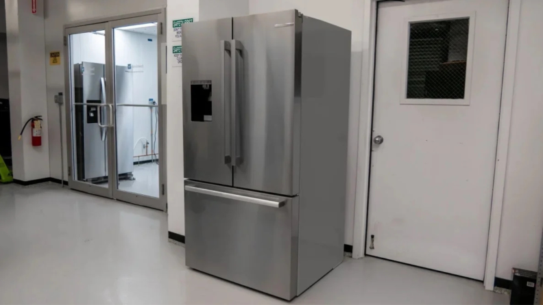 The Bosch B36FD50SNS sitting next to the testing lab.
