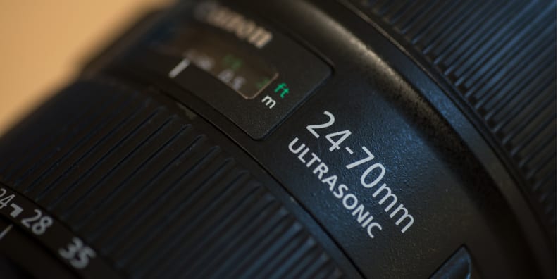 The ultrasonic autofocus motor (USM) is quick, quiet, and accurate.