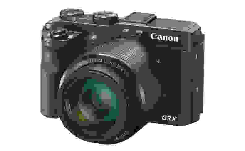 With a 1-inch image sensor and a 25x f/2.8-5.6 lens, the Canon G3 X might be the most flexible point-and-shoot on the market.