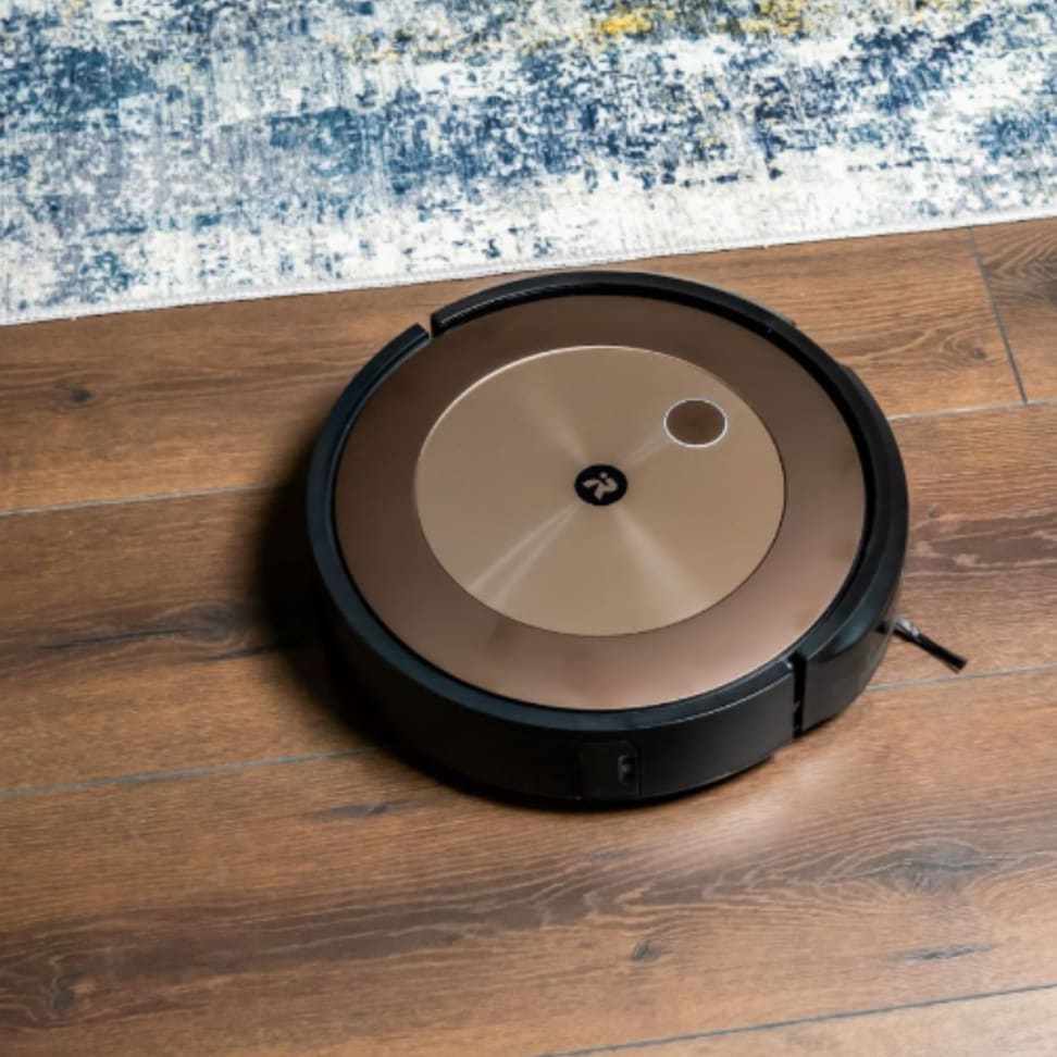 iRobot Roomba j9+ robot vacuum review: Excellent cleaning meets high-tech  wizardry - Reviewed