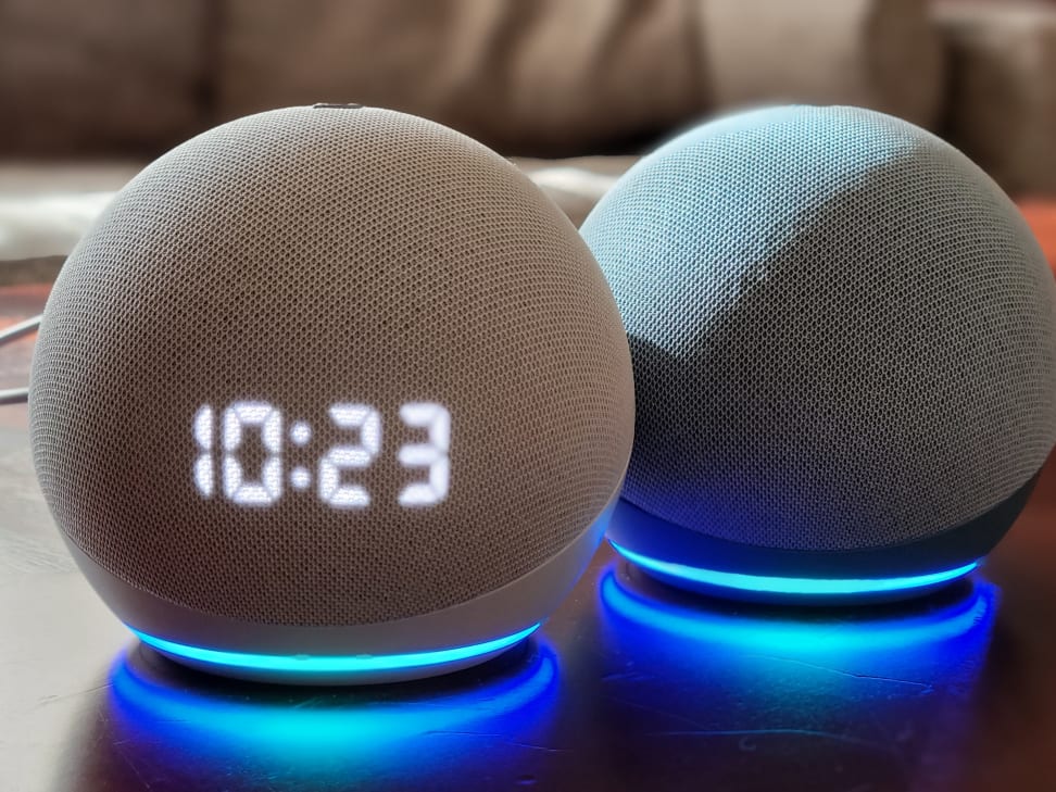 Echo Dot (4th Gen, Blue) with clock combo with  Smart Plug