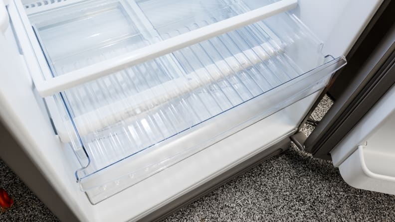 A full width deli drawer and two crispers