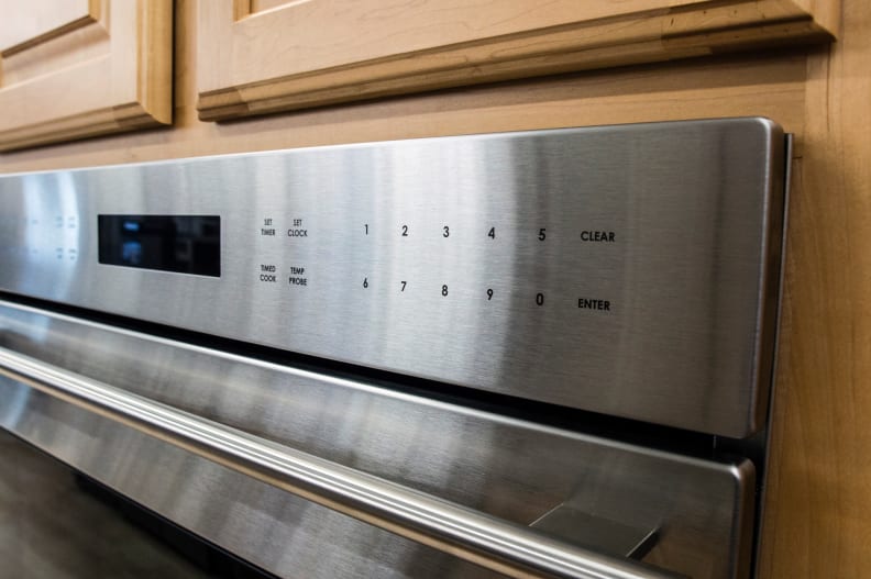 Wolf SO30-2U/S-TH E-Series 30 Electric Single Wall Oven