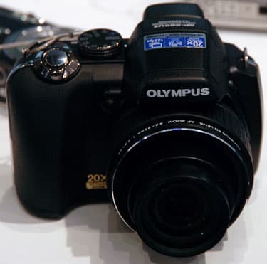 Olympus Sp 565 Uz Digital Camera First Impressions Review Reviewed