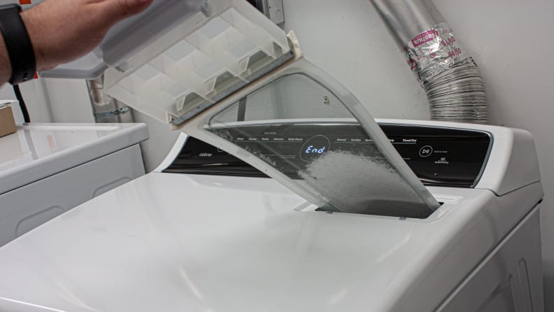 The Whirlpool Cabrio WED7000DW dryer's lint trap.