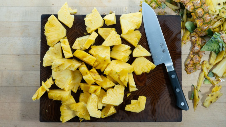 Togu Knives ensures your knives will be razor sharp all the time.