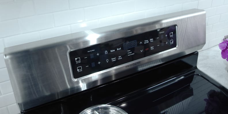 The new Frigidaire induction range gets digital controls all around