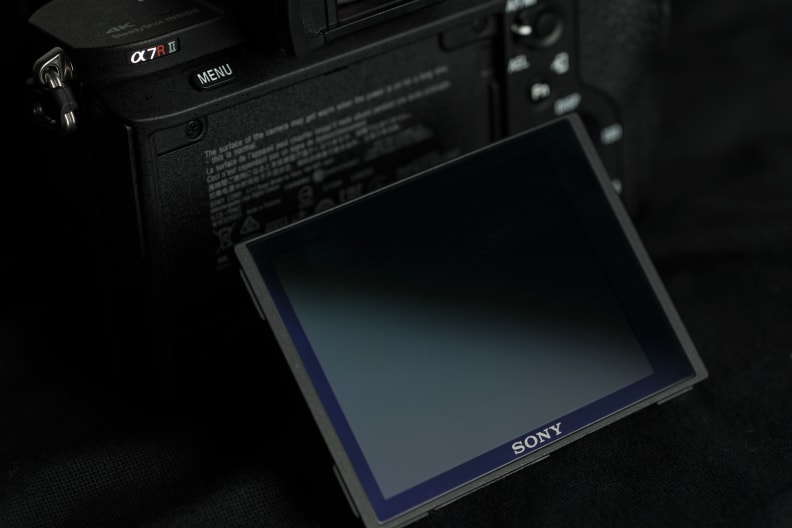A photo of the Sony A7R II's tilting screen.