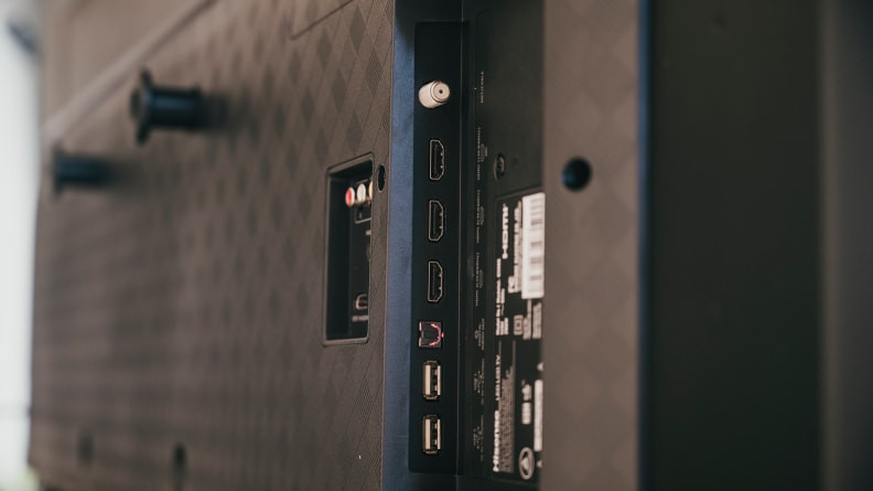 Hisense H8G Connectivity Options and Inputs