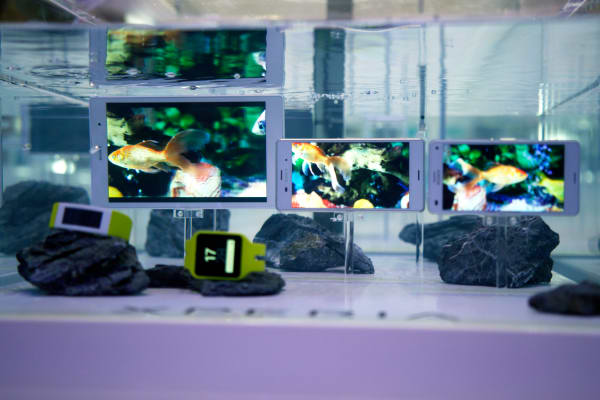 The new Sony Xperia line underwater