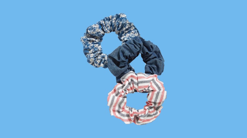 scrunchies blue