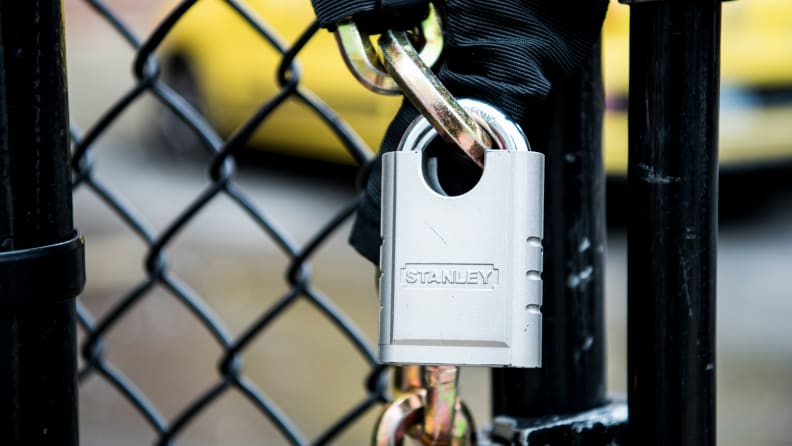 heavy duty combination padlock and chain