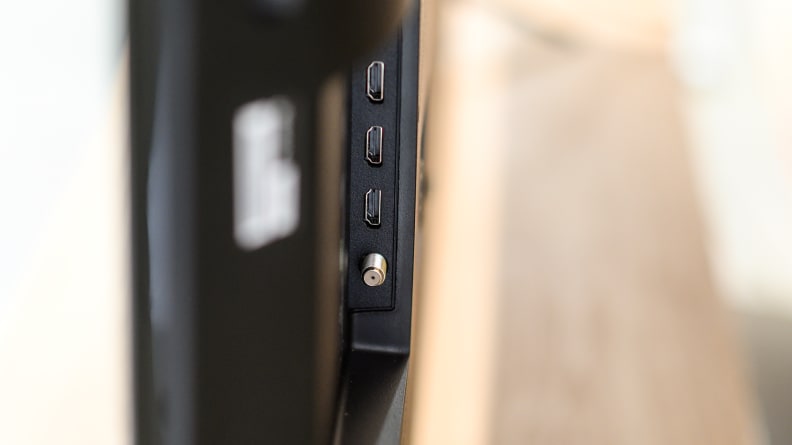 Vizio V Series (V605-G3) Connectivity Ports