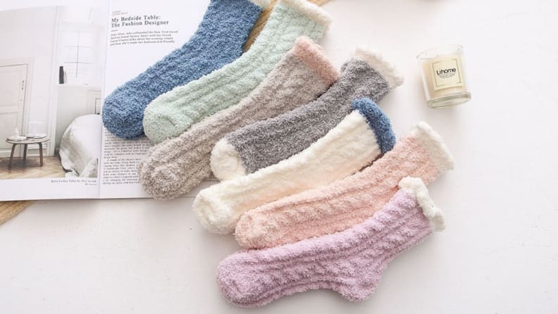 10 cozy socks to keep your feet warm this winter: Ugg, Smartwool, and ...