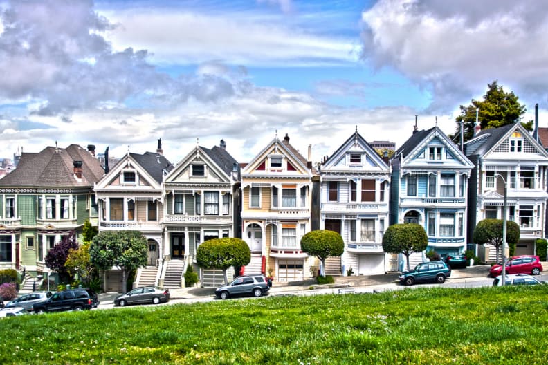 You might remember these iconic houses from the Full House credits. For many, they're more memorable than the show itself. [Credit: Flickr user