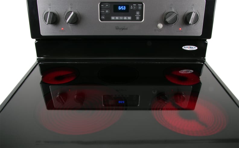 The ceramic glass countertop and it's four capable will have your boiling, searing, and simmering in no time.