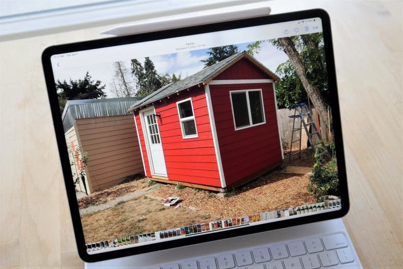 A small red shed displayed on a digital screen