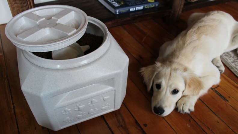 Dog food storage container