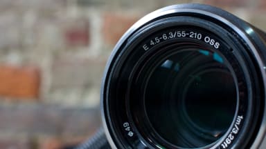 Sony E-Mount 55-210mm f/4.5-6.3 OSS Lens Review