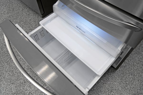 Three drawers give you assorted storage options in the LG LMXS30776S's freezer.