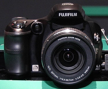 Verdorie zelf breng de actie Fujifilm S6000fd First Impressions Review - Reviewed