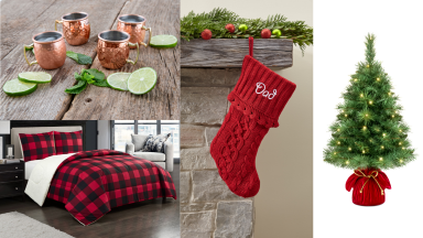 沃尔玛的一些节日物品，包括格子床罩，迷你树，长筒袜和迷你骡子杯。