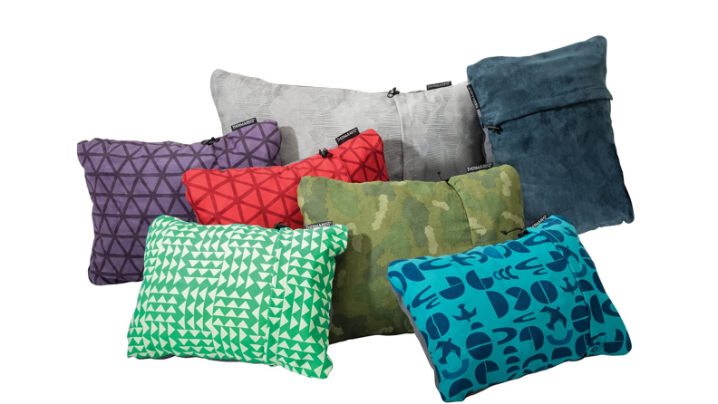 An assortment of seven pillows.