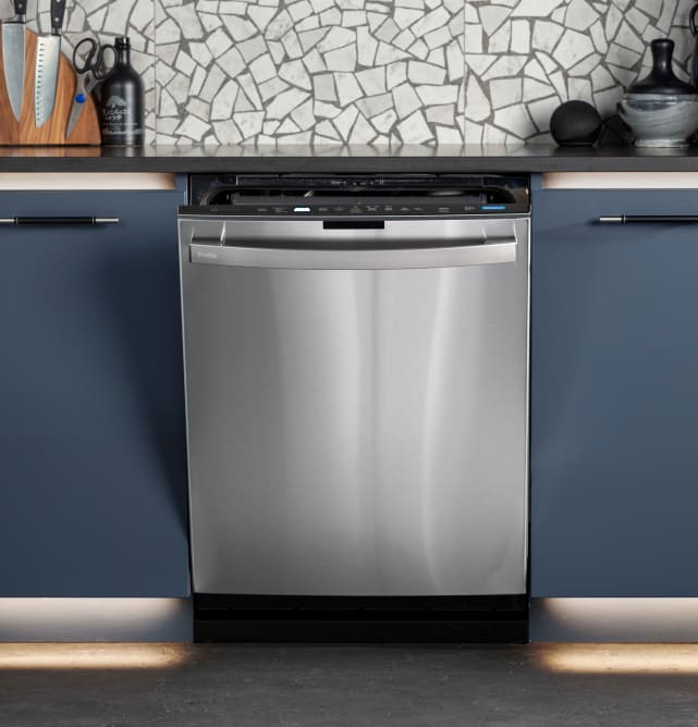 Product image of a GE Profile PDT755SYRFS, with door shut, in a chic model kitchen.
