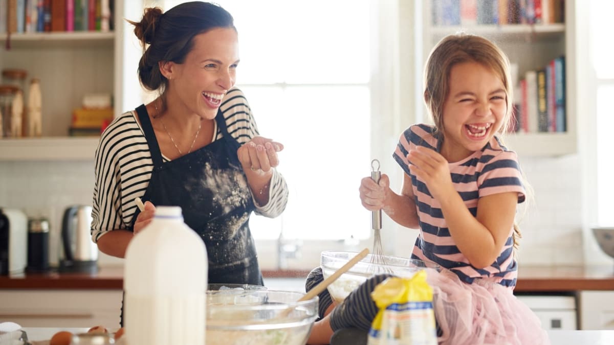 Must-Have Gadgets for a Family-Friendly Kitchen - The Mom Edit