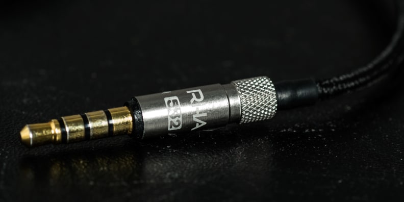 A photo of the RHA Audio S500i.