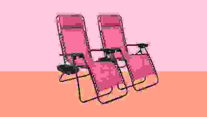PINK FOLDABLE LOUNGE CHAIRS