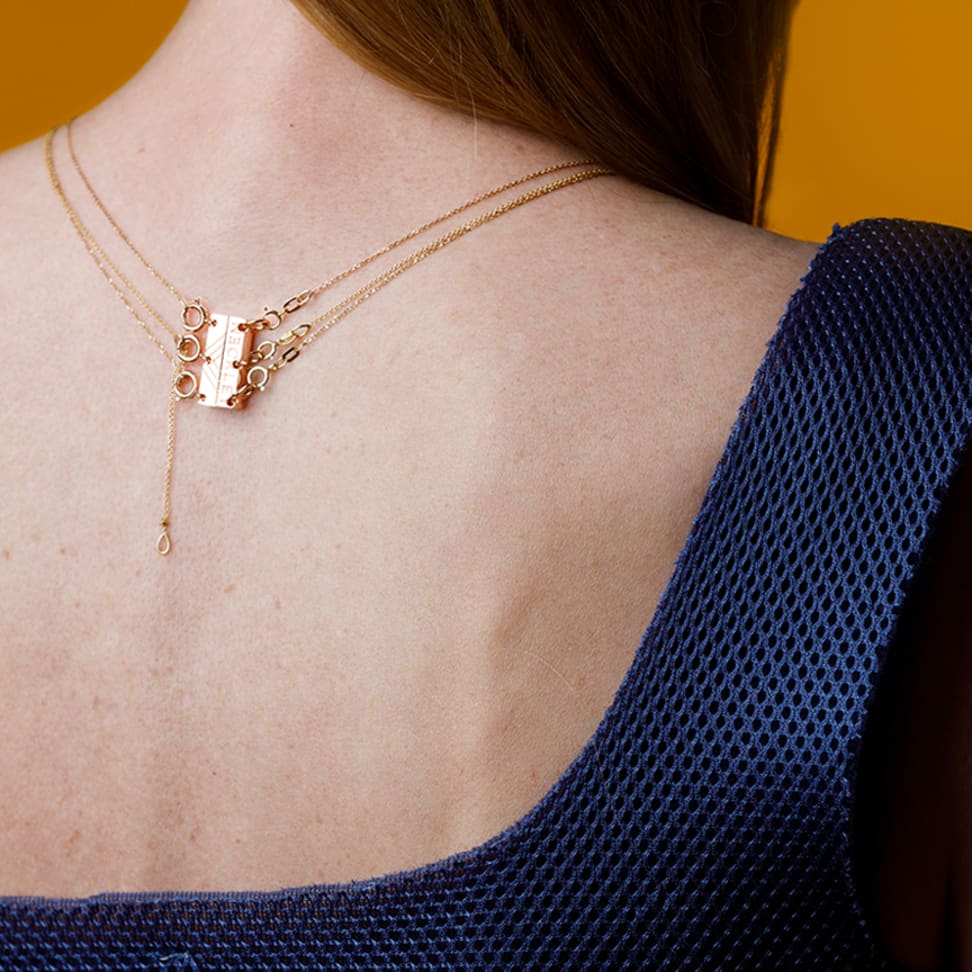 How to keep necklaces from tangling while wearing them