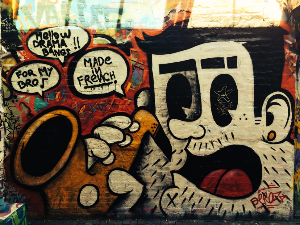 Apple-iPhone-5s-review-sample-photo-graffiti.jpg