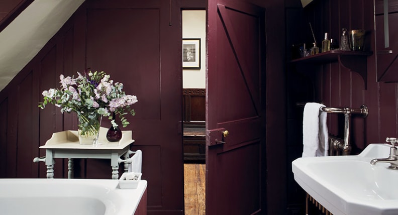 A beautiful bathroom