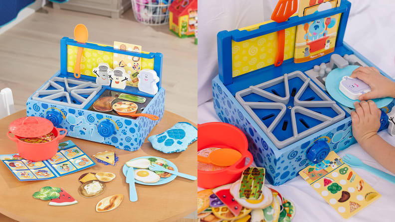 A Blues Clues wooden cooking set toy